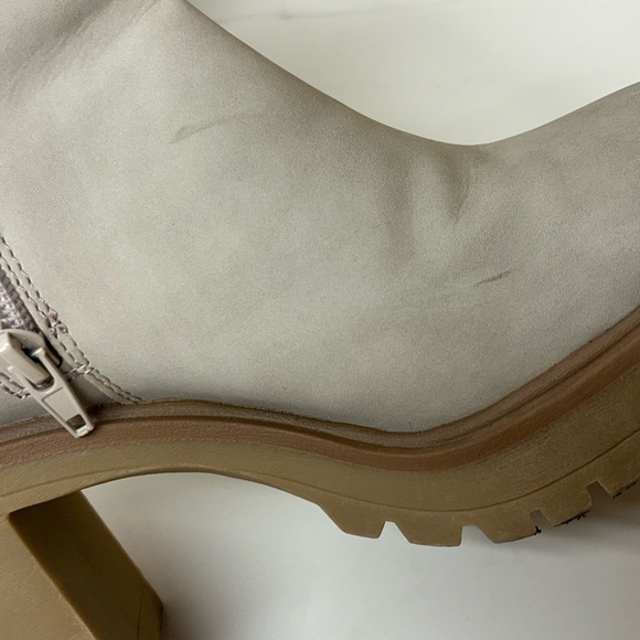 Dolce Vita Jetta Dune Heeled Ankle Boots - Picture 8 of 9